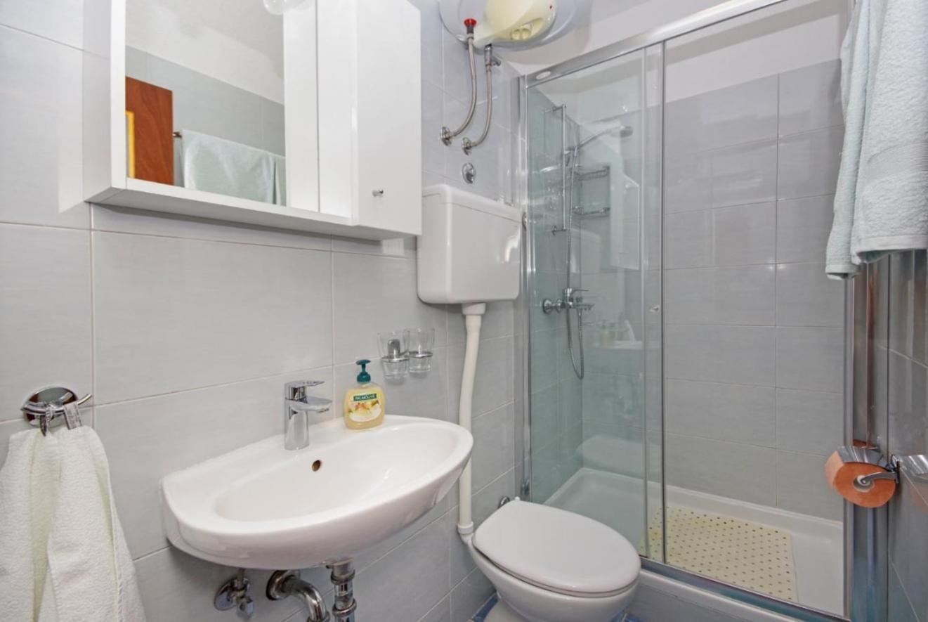 Villa Antonia Baška Voda エクステリア 写真
